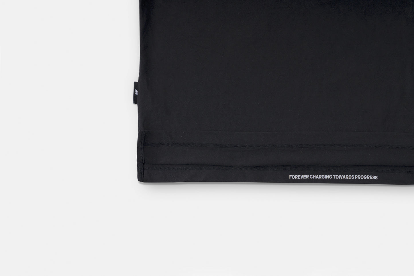 The Foundation T | Bolt Black
